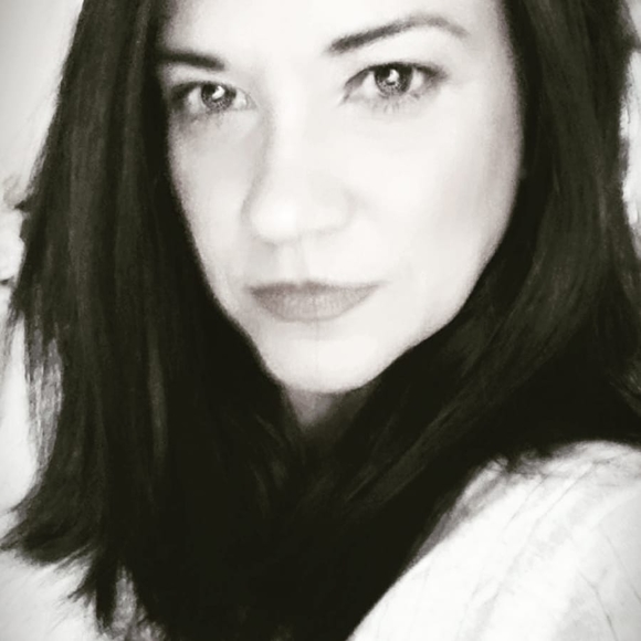 Poshmark profile picture for @nuno